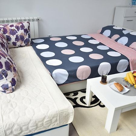 Blue Corner Apartment Скопие Екстериор снимка