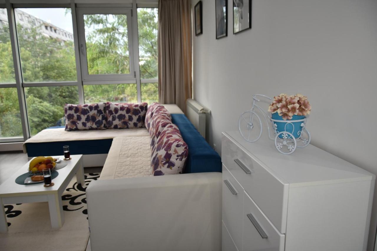 Blue Corner Apartment Скопие Екстериор снимка