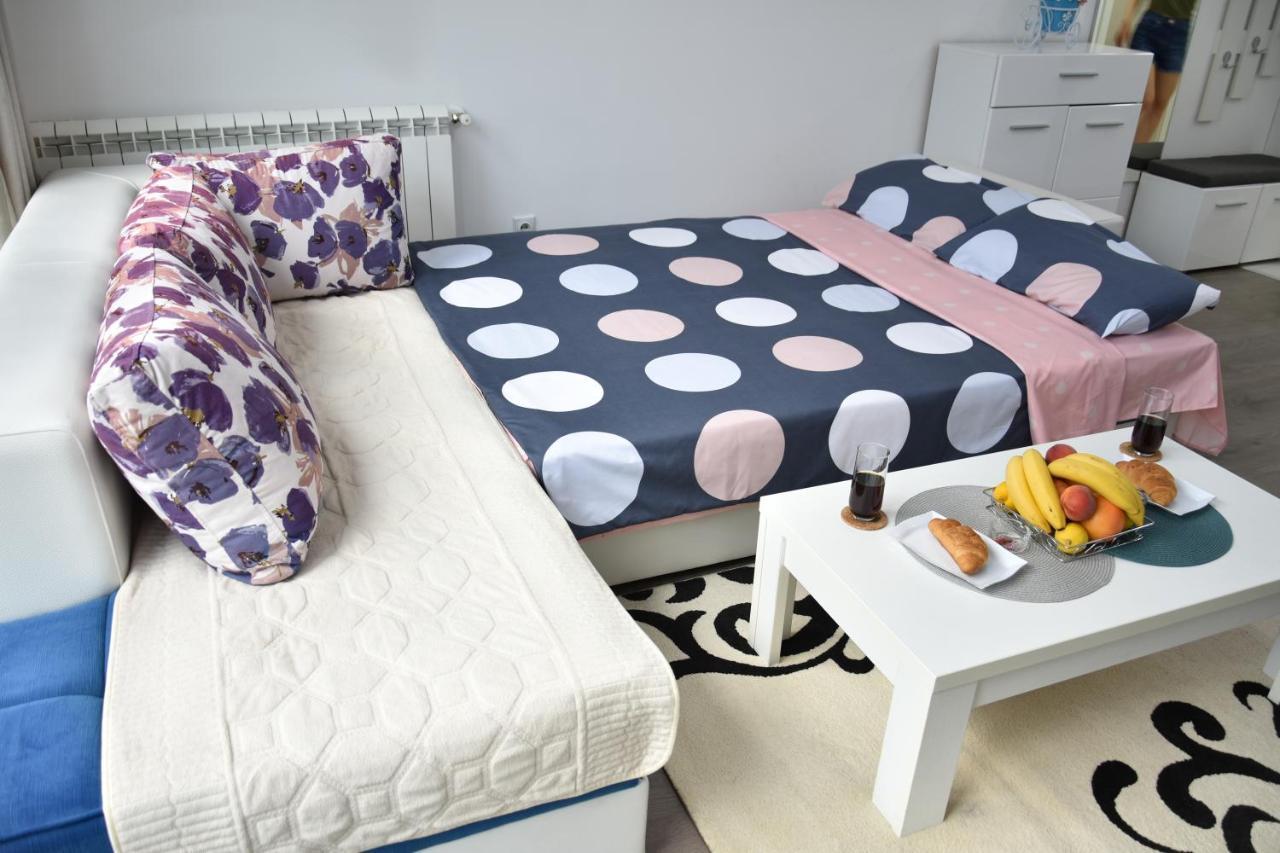 Blue Corner Apartment Скопие Екстериор снимка